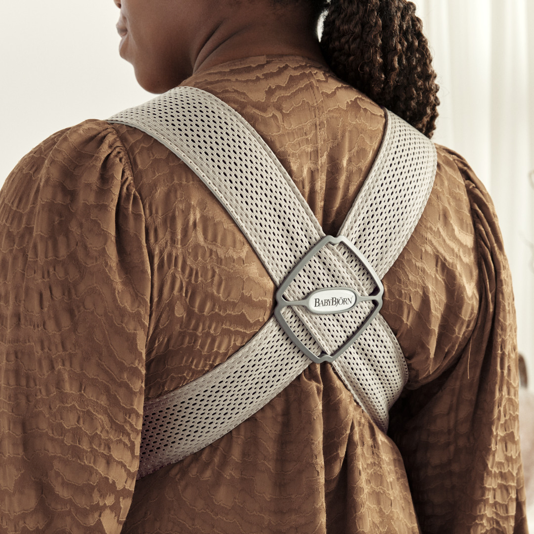 BabyBjörn Bæresele Mini 3D Mesh, Grey Greige