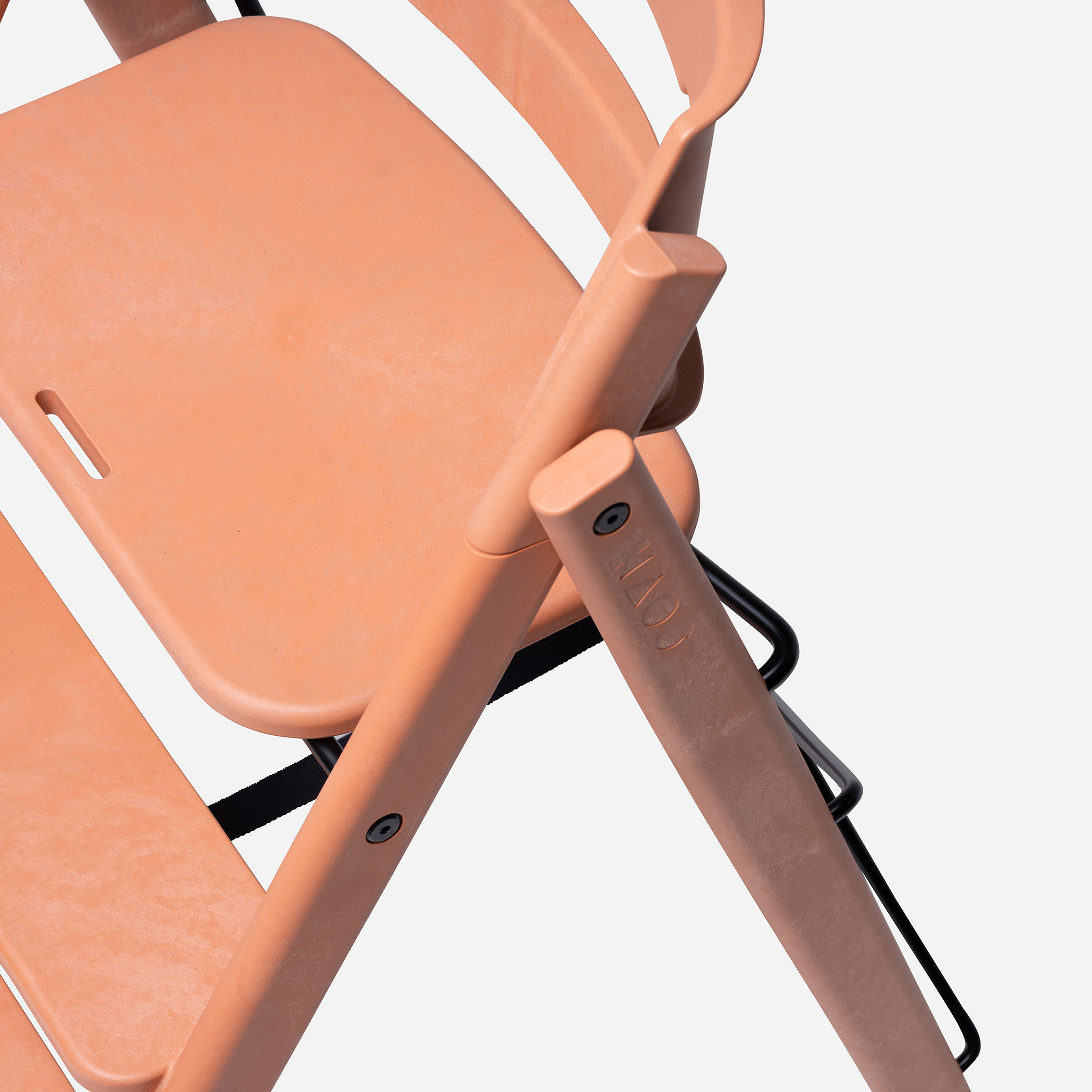 KAOS Klapp Barnestol Resirkulert Plast Terracotta Pink