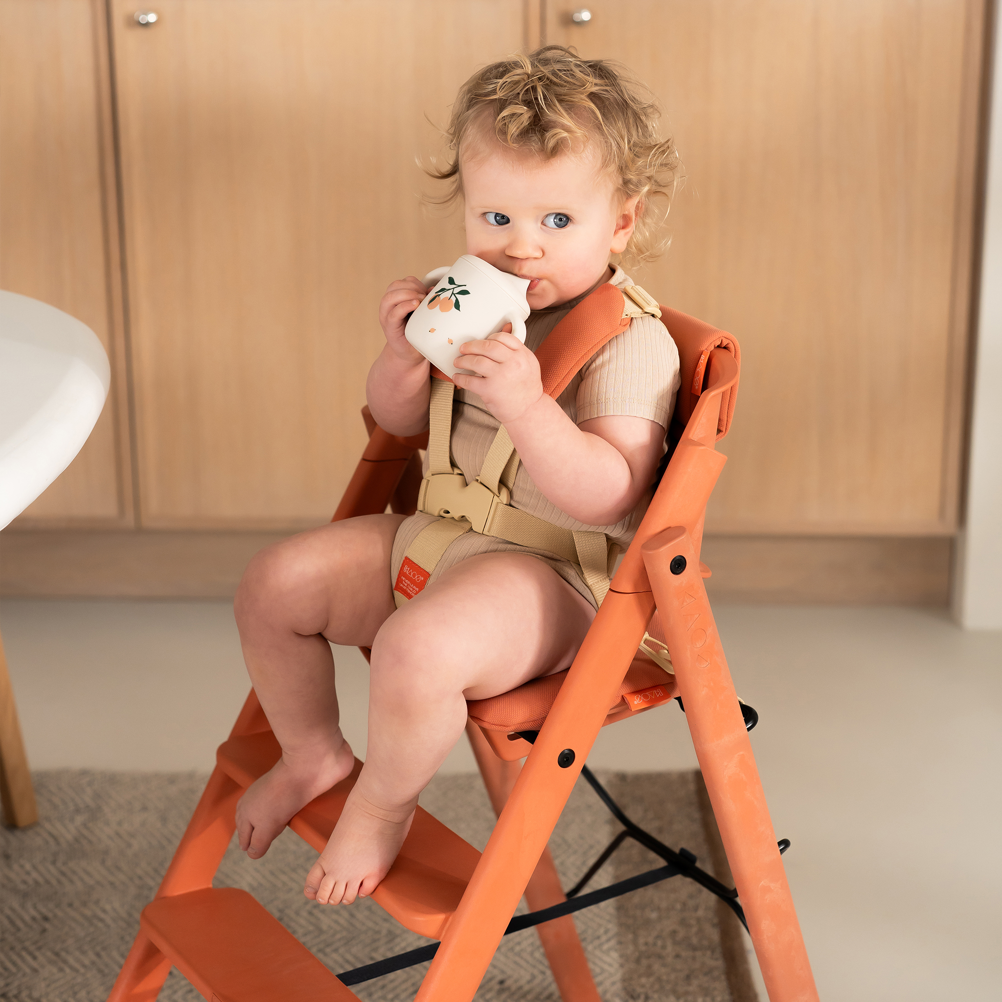 KAOS Klapp Barnestol Resirkulert Plast Terracotta Pink