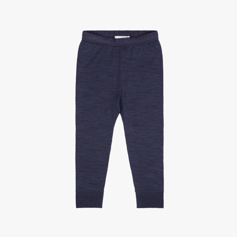 Mørkeblå slim-fit strikkede leggings for barn med elastisk midje og ribbestrikkede mansjetter, forfra.