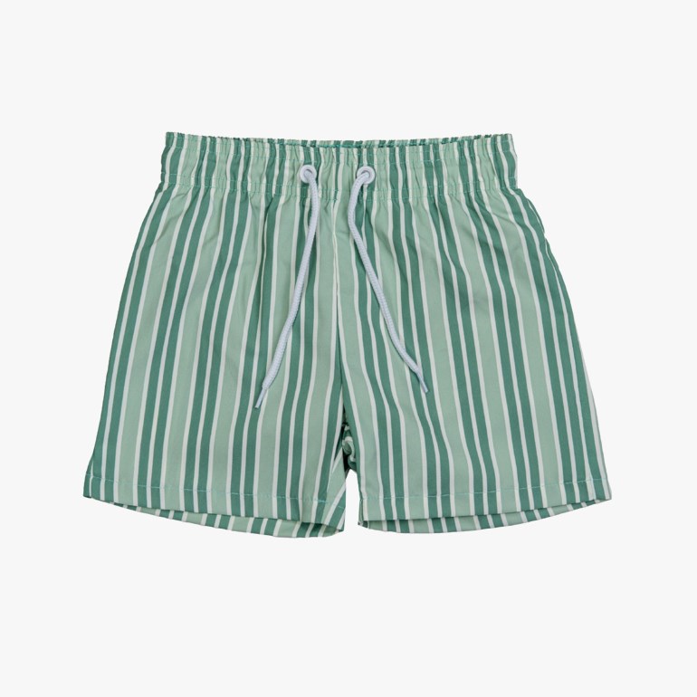 Grønne og hvite stripete badeshorts med elastisk midje og hvit snøring, forfra.