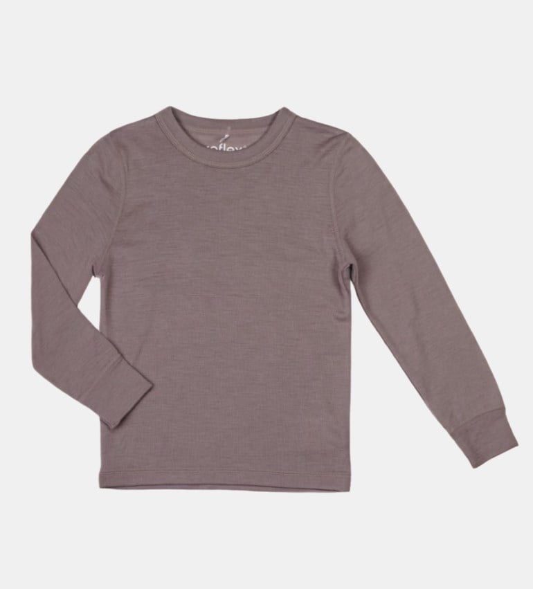 Taupefarget langermet rundhalset t-skjorte for barn med ribbestrikkede mansjetter, forfra.
