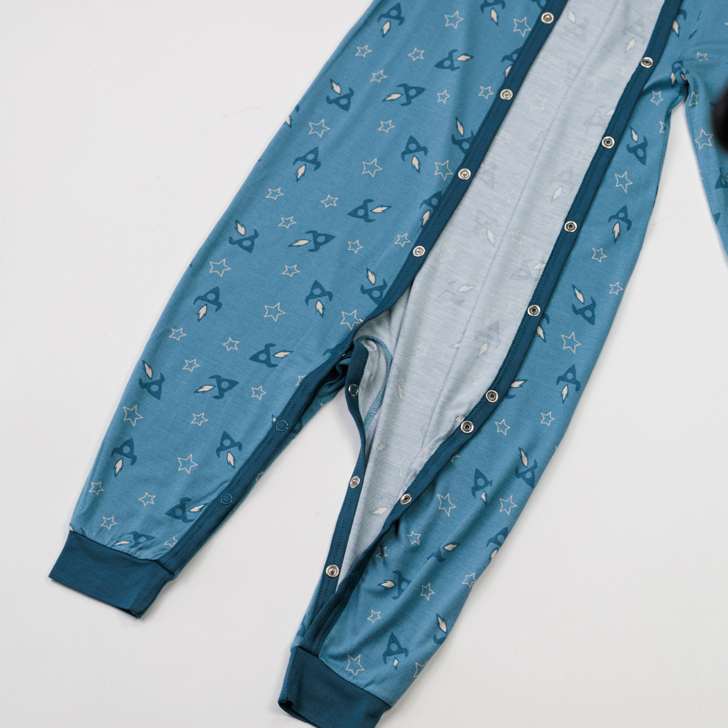Bambus heldress, bluestone