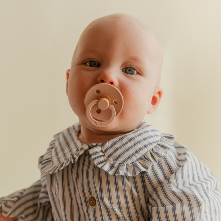 BIBS smokk rund latex – naturgummi, fra nyfødt Rosa - 11041541-WoodchBlu-1 - 1