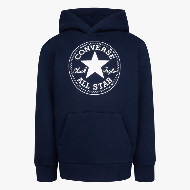 Marineblå hoodie for barn med stor hvit Converse All Star-logo på brystet, forfra.