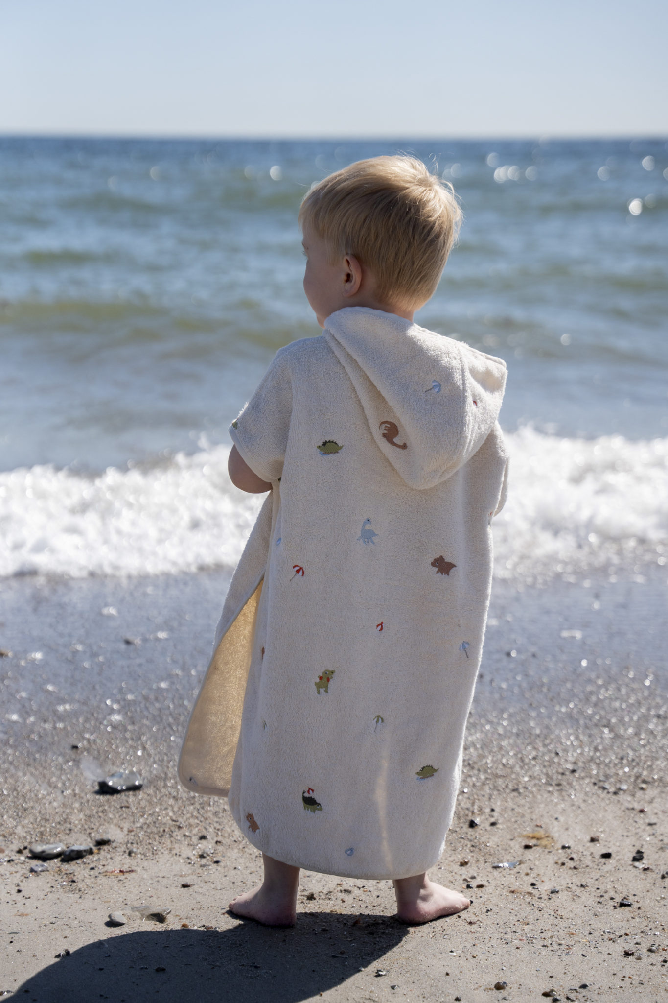 Strandponcho med nydelig broderi, beach