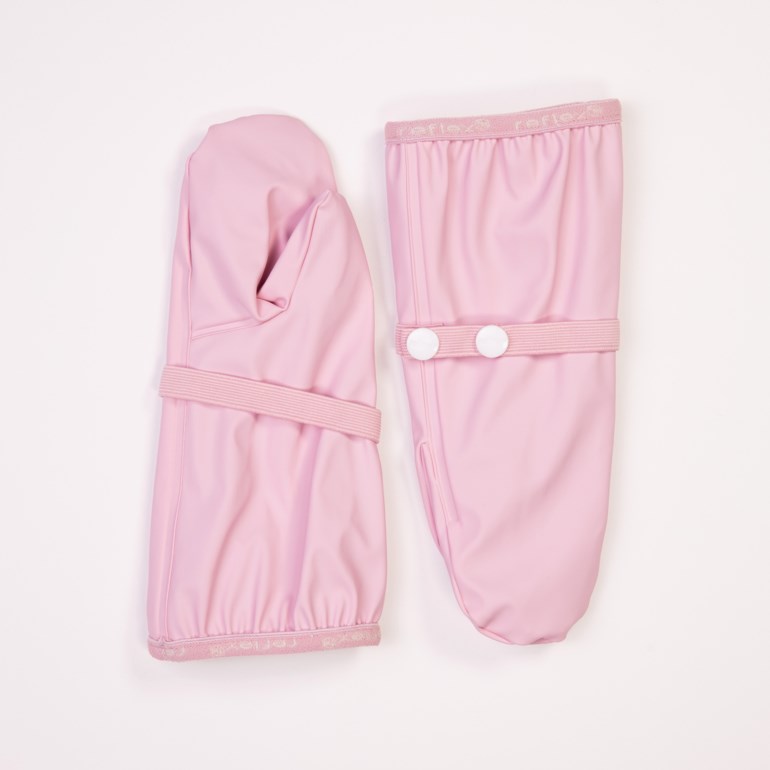 Et par rosa vanntette votter med elastiske håndleddsbånd og mansjett med to hvite trykknapper.