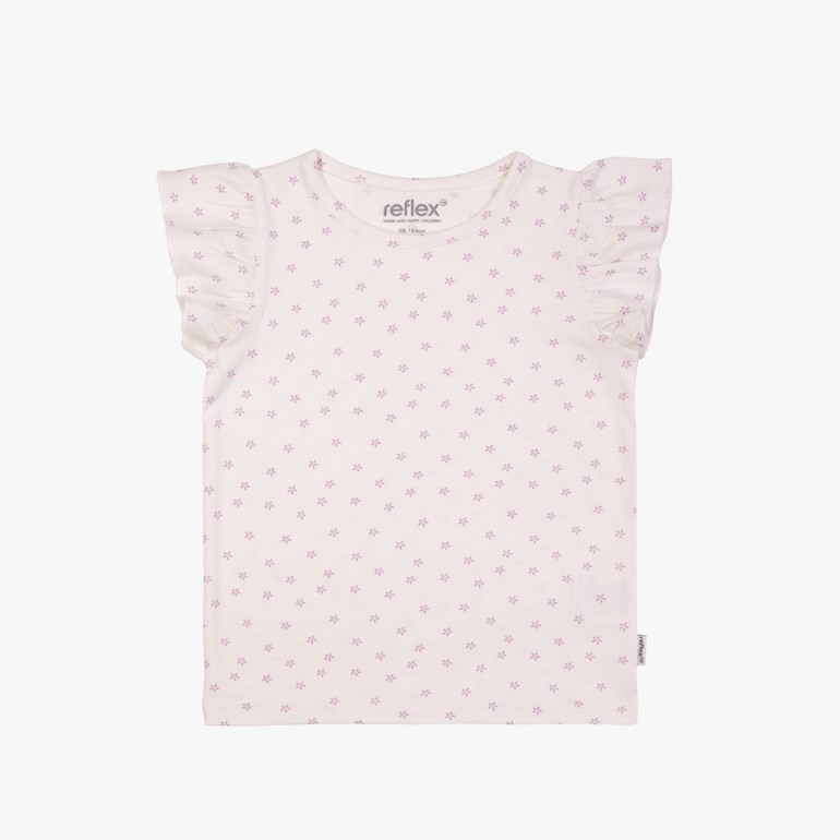 Barns lyserosa kortermet topp med volangermer og lilla blomstermønster, forfra.