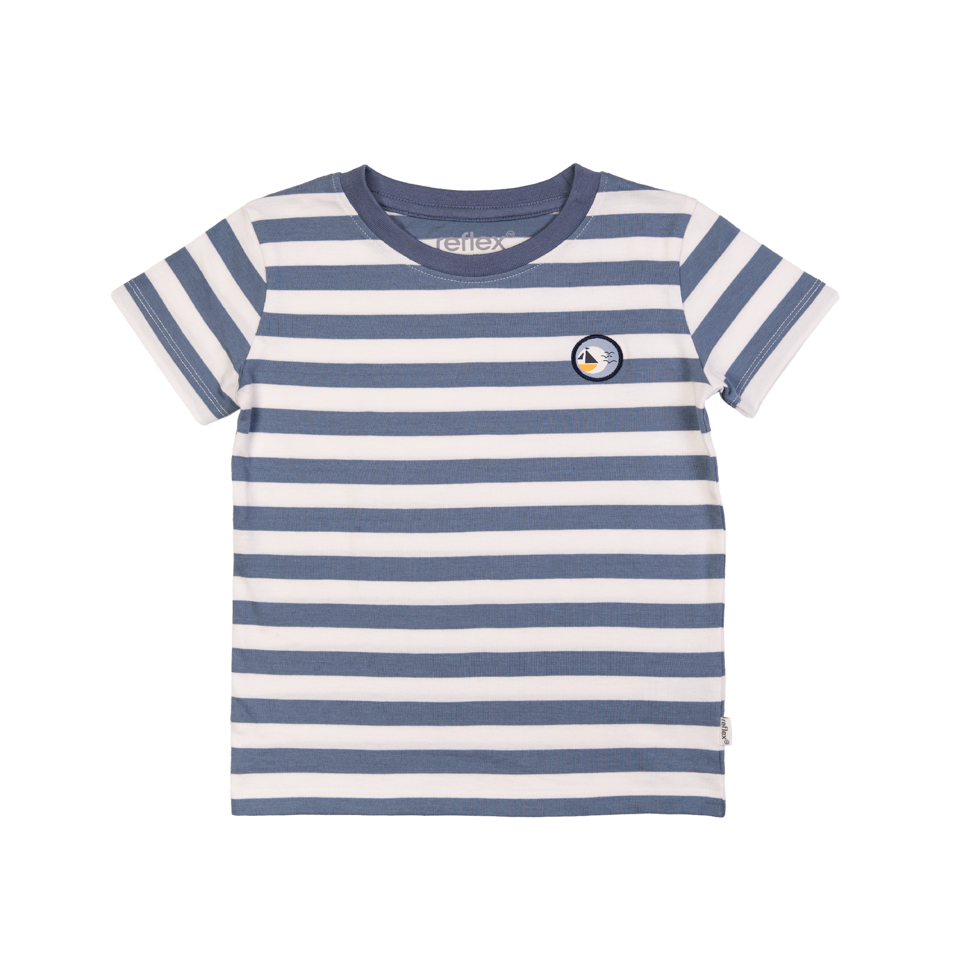 Barns blå- og hvitstripete kortermede t-skjorte med rund hals og lite seilbåtemblem.