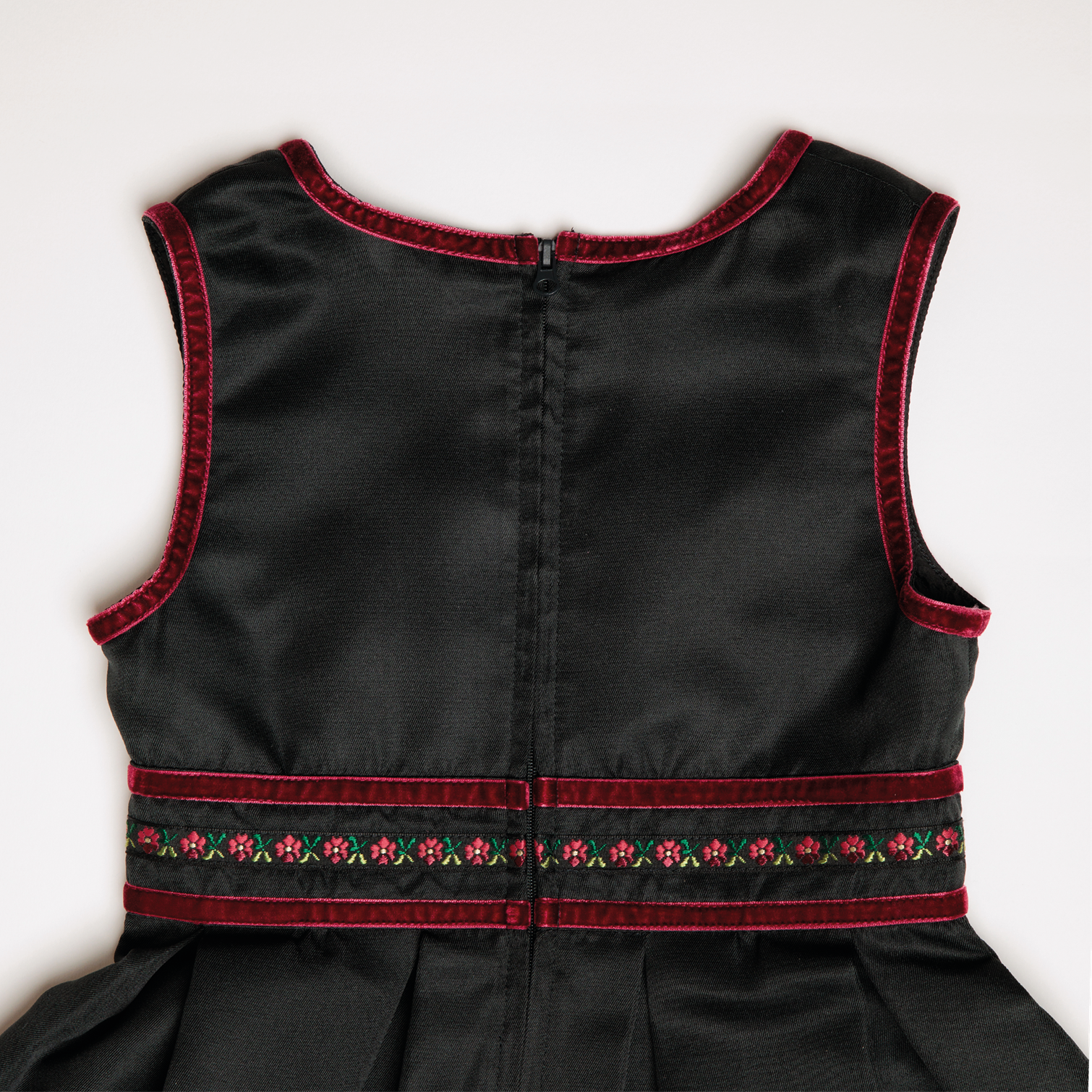 Hardanger festdrakt, black