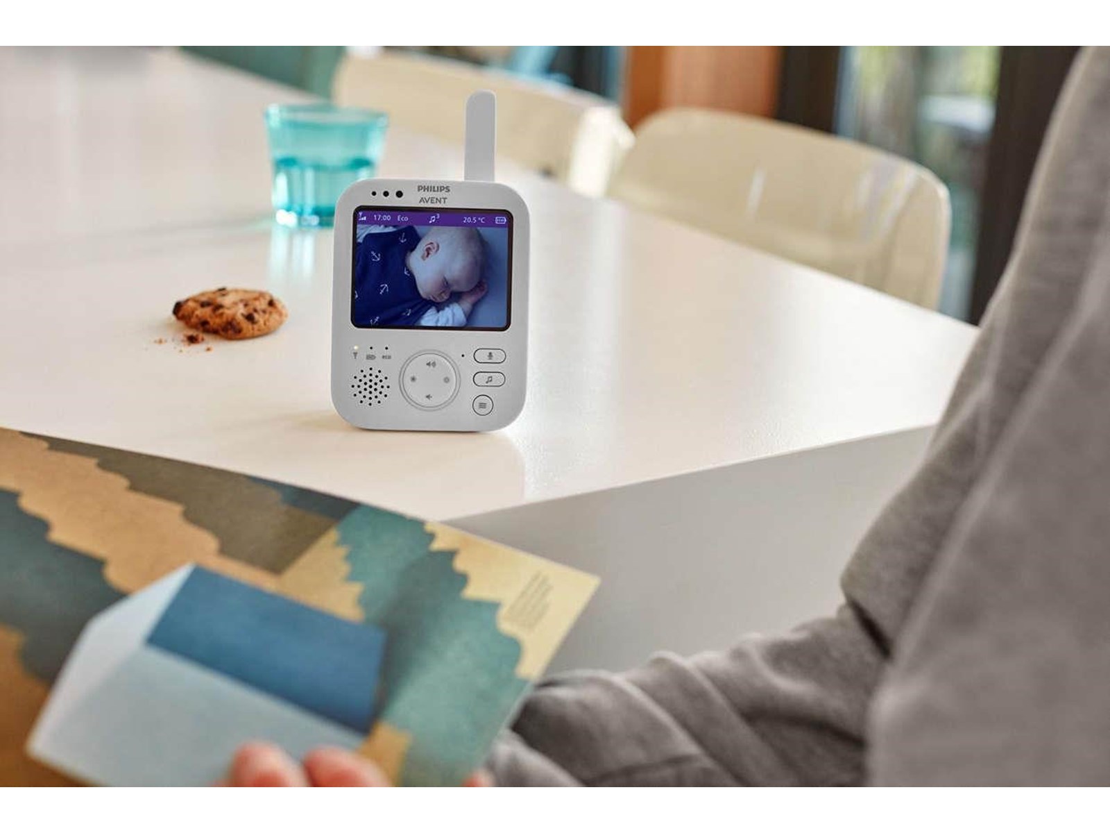 SCD892  Babycall med video, white