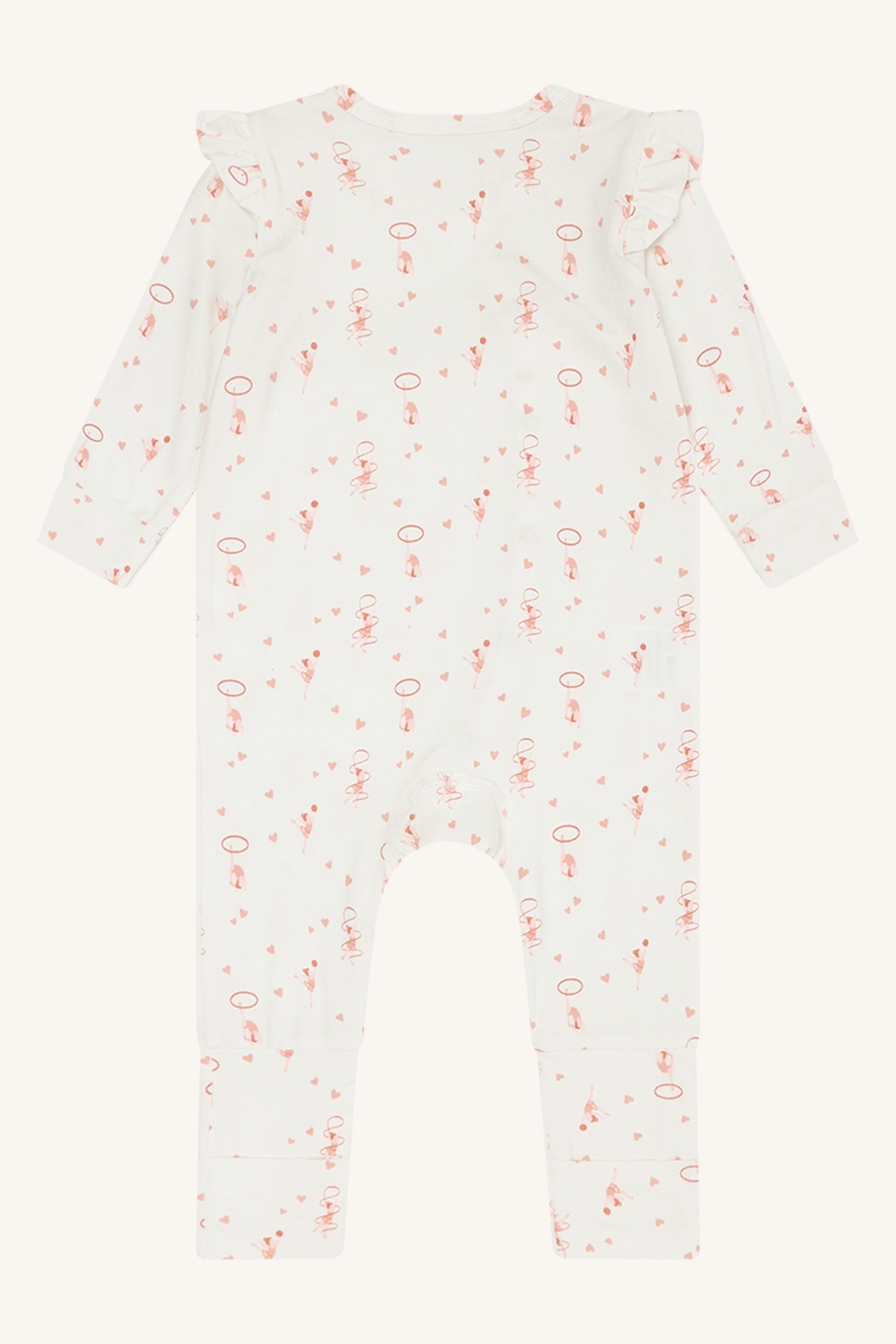 Hvit langermet baby sparkedress med volangskuldre og rosa ballerina- og hjertemønster.