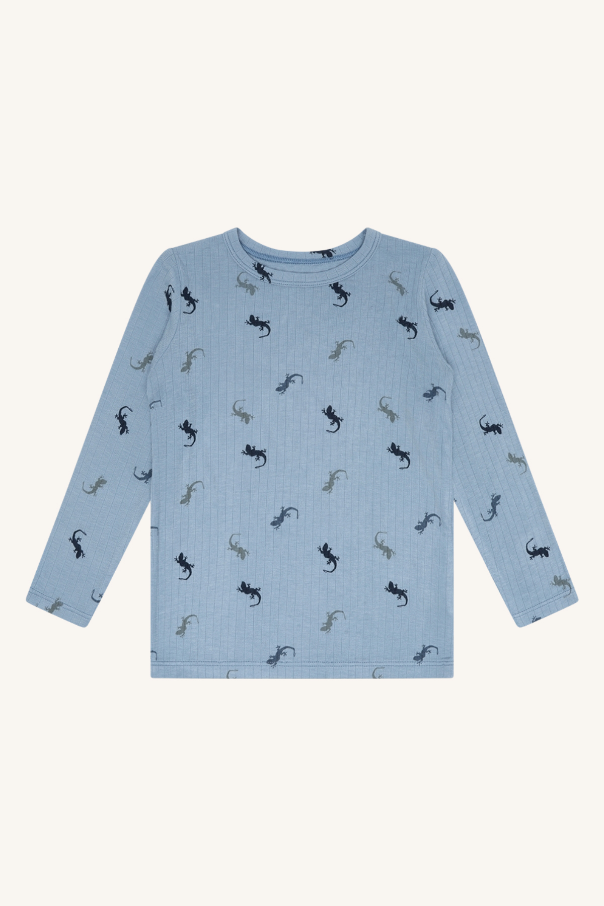 Forfra, en lyseblå ribbet langermet topp for barn med mørkeblå og grå øglemønster.