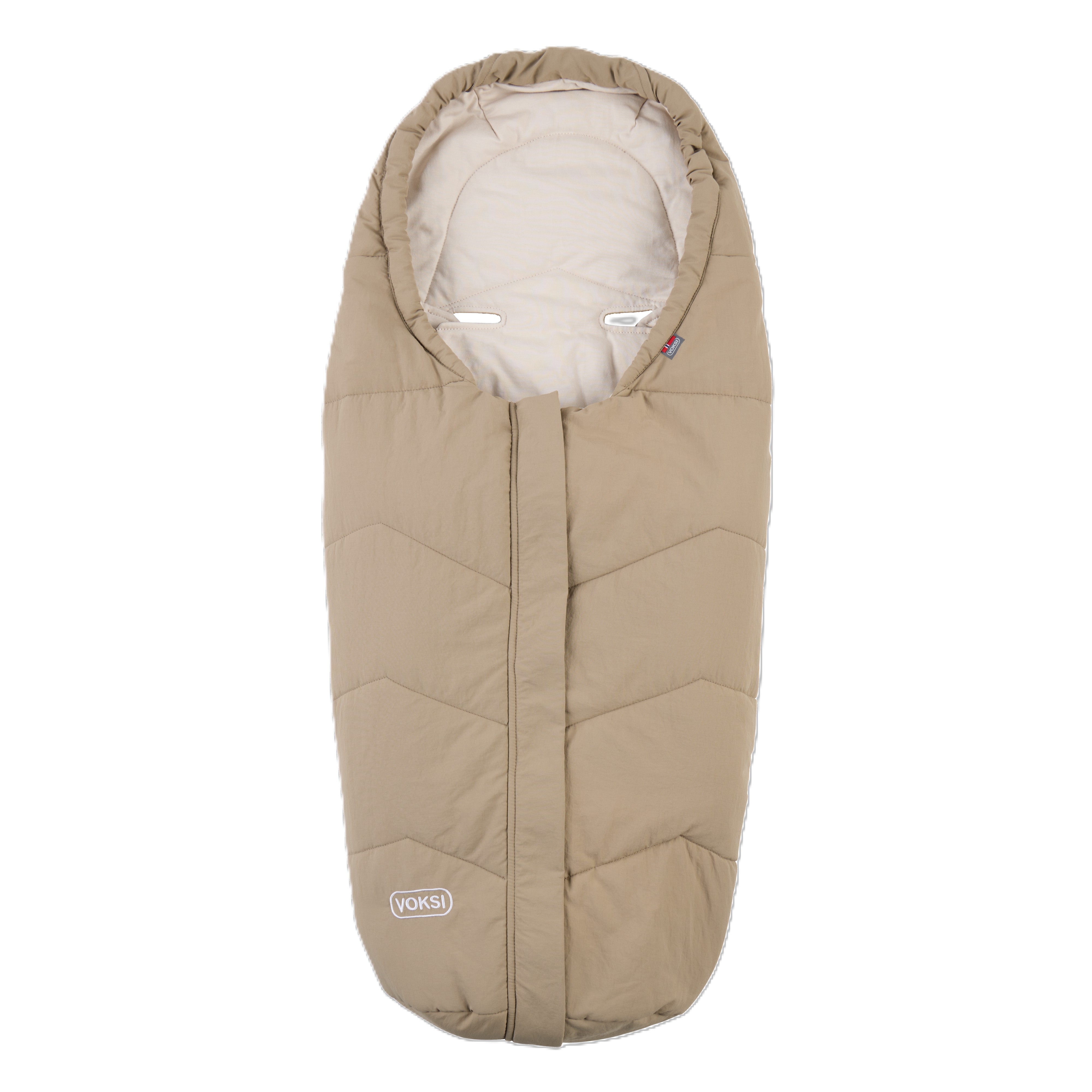 Beige vattert baby sovepose med glidelås foran og åpninger for seler, sett forfra.