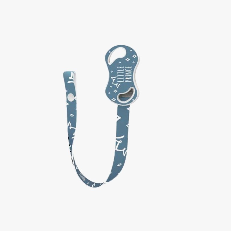 Blå og hvit 'Little Prince' smokkelenke med stjerne- og diamantmønster, med trykknapp.