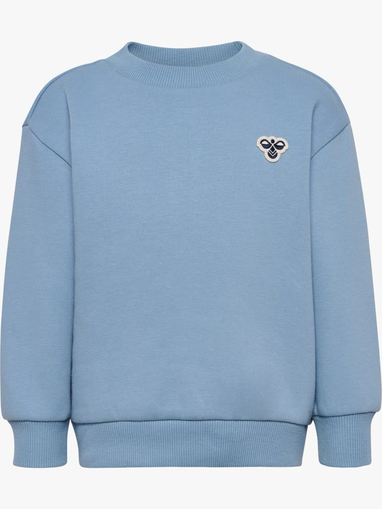 Lyseblå langermet sweatshirt med rund hals og en liten bie-logopatch på brystet.