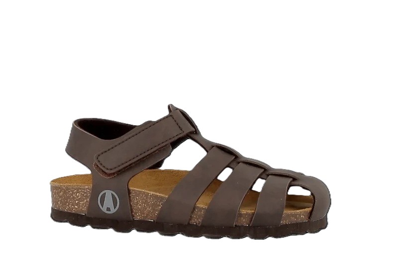 Brun barnesandal med lukket tå, justerbar borrelåsrem og korkmønstret såle, høyre sidevisning.
