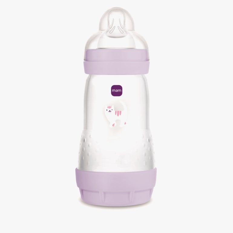 Tåteflaske med gjennomsiktig kropp, lilla halsring og base, med en hvit blinkende kattgrafikk.