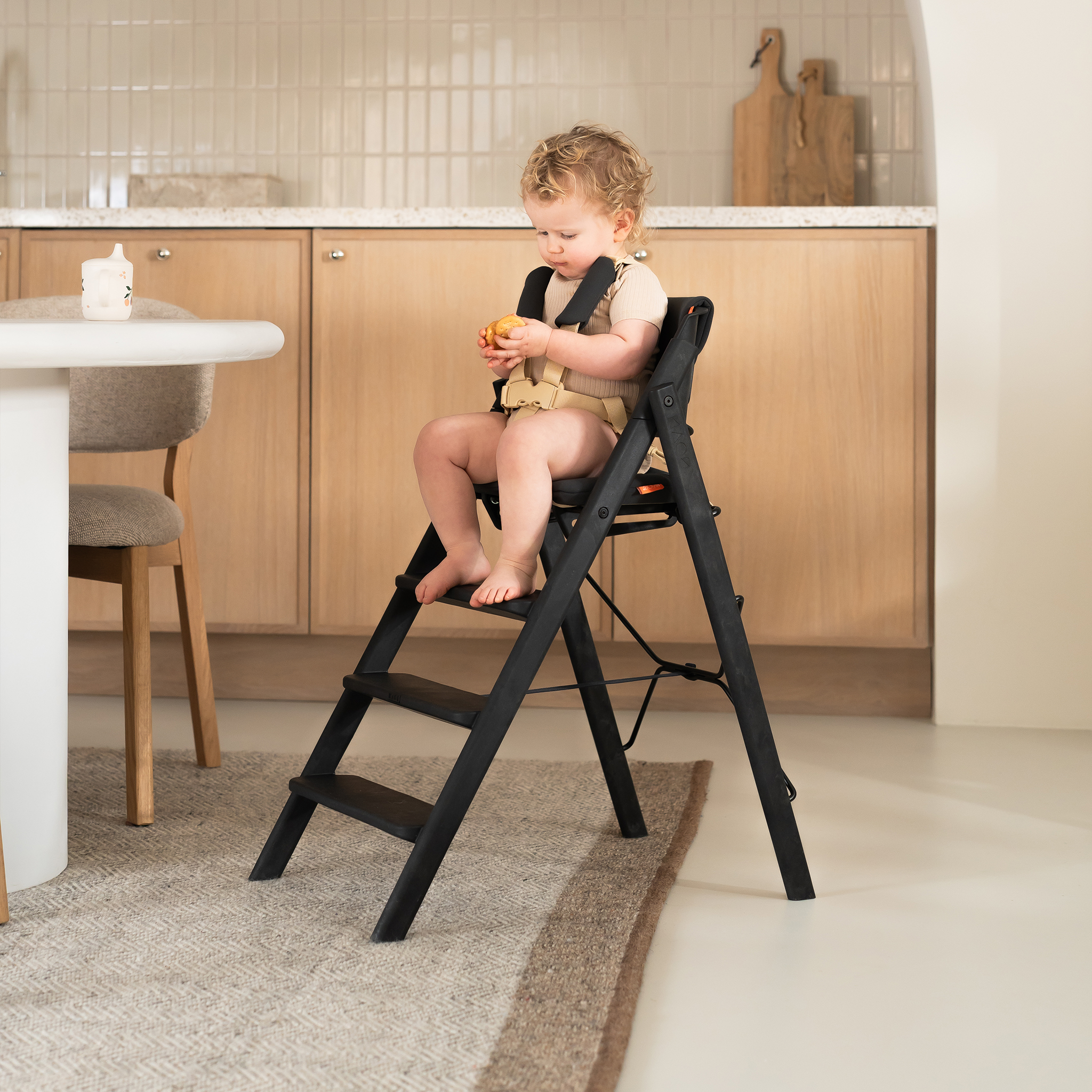 KAOS Klapp Jr. Sele & Putesett, Charcoal Black