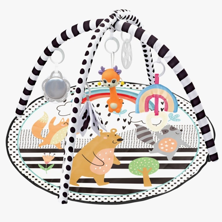 Babyaktivitetsmatte med svart og hvit bue, hengende speil, rådyr, regnbueleke og grafikk med skogsdyr.