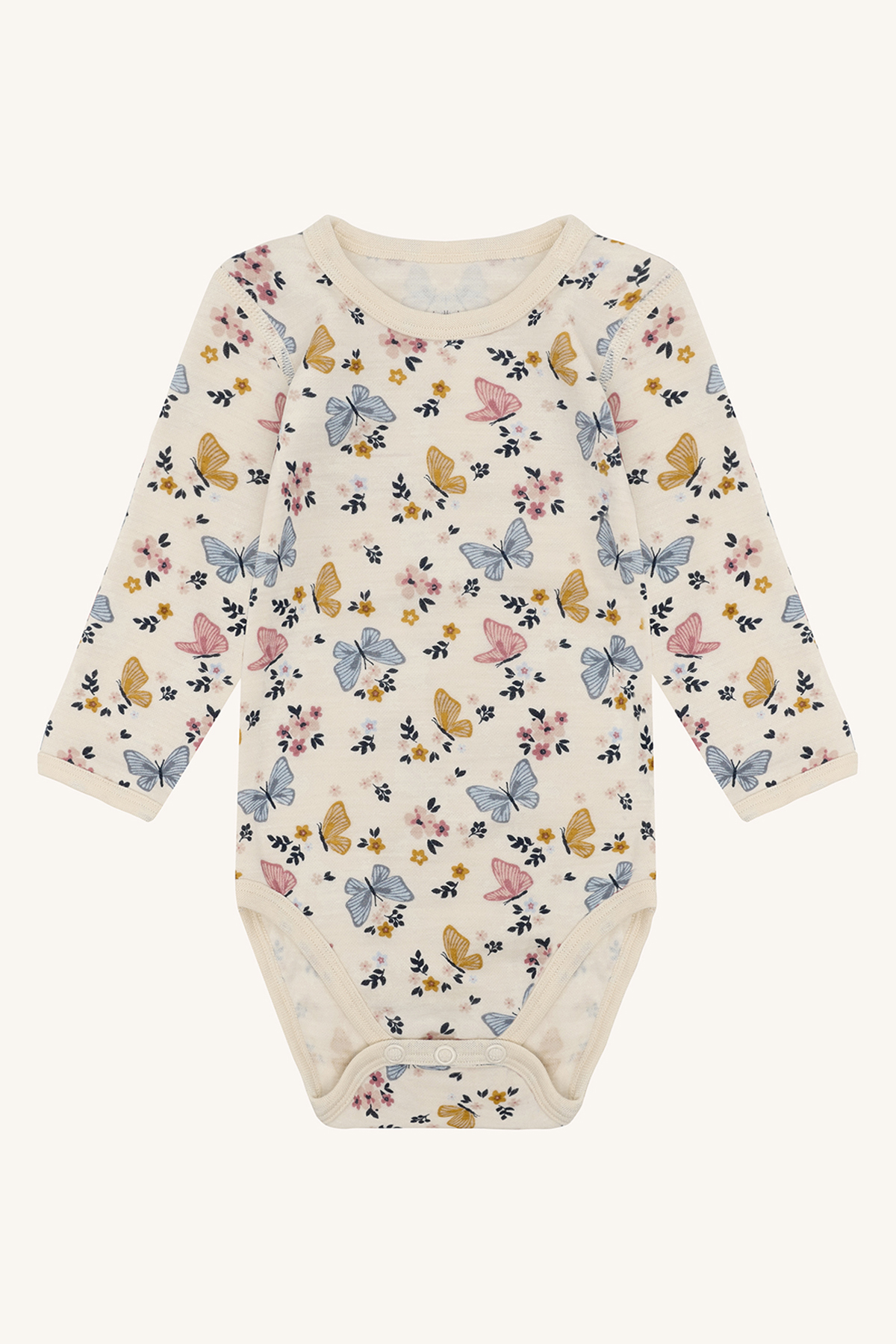 En kremhvit langermet babybody med flerfarget sommerfugl- og blomstermønster, med trykknapper.
