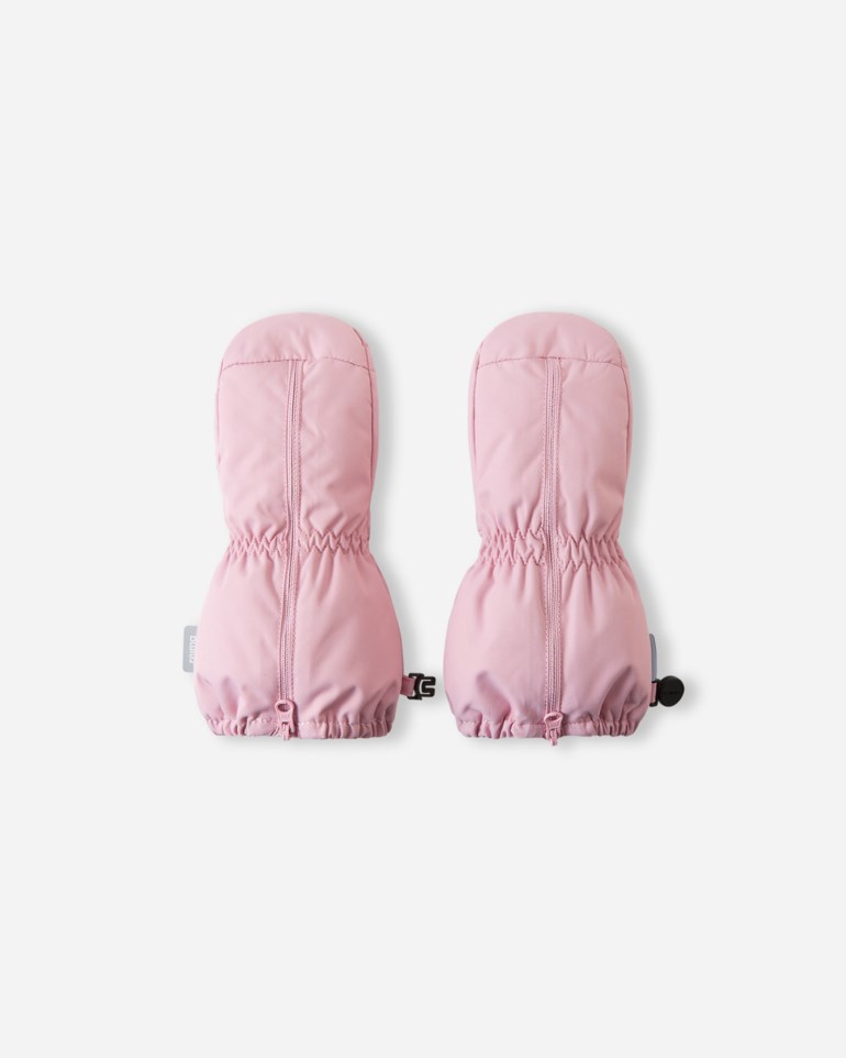 Par rosa polstrede barnevotter med elastiske mansjetter og glidelåser foran, flat lay.