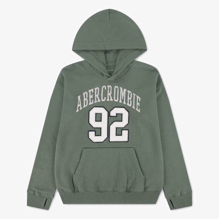 Grønn hettegenser med hette, kengurulomme, tommelhull og hvitt 'ABERCROMBIE 92' trykk.