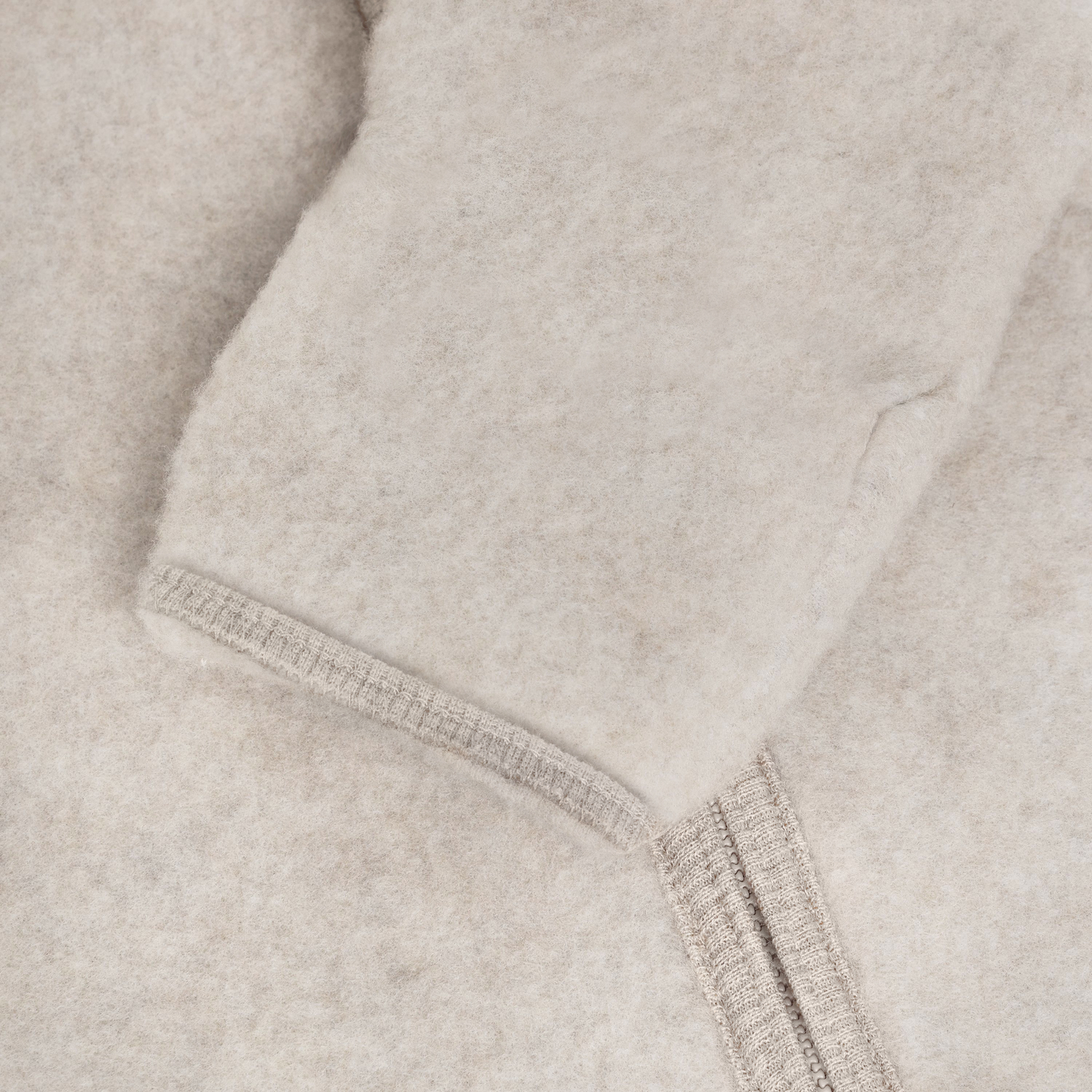 HutteliHut ulldress i merinoullfleece, camelmelange