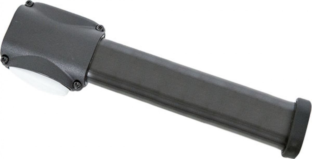 Mørkegrå rektangulær enhet med et bredere hode, hvit gjennomskinnelig del og svart endestykke.