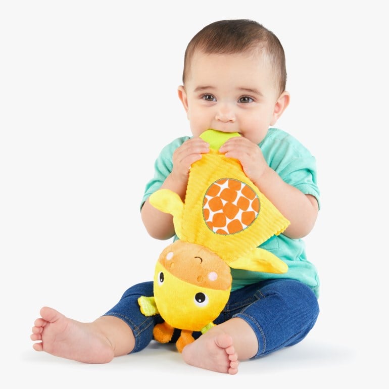 Snuggle 'n' teethe myk biteleke til baby Gul - 11013274-yellow-0mth - 1