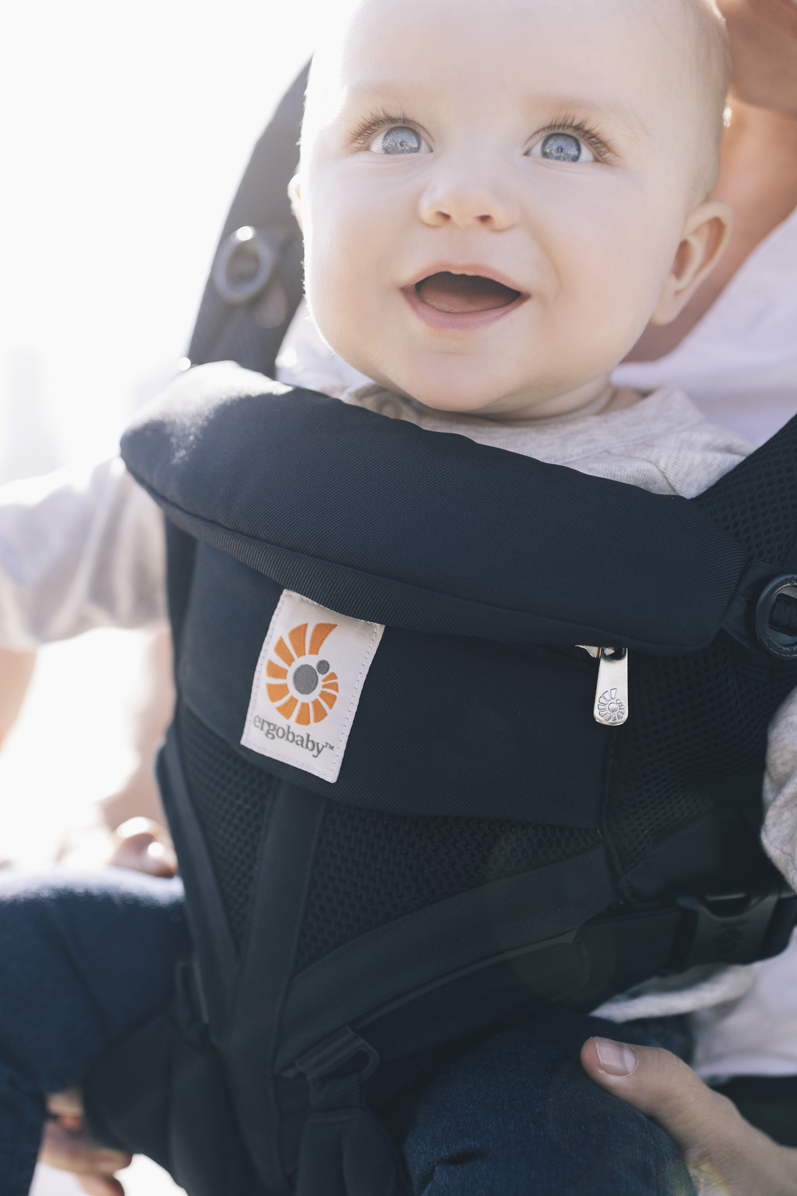 Ergobaby Omni Classic Mesh Bæresele, Svart