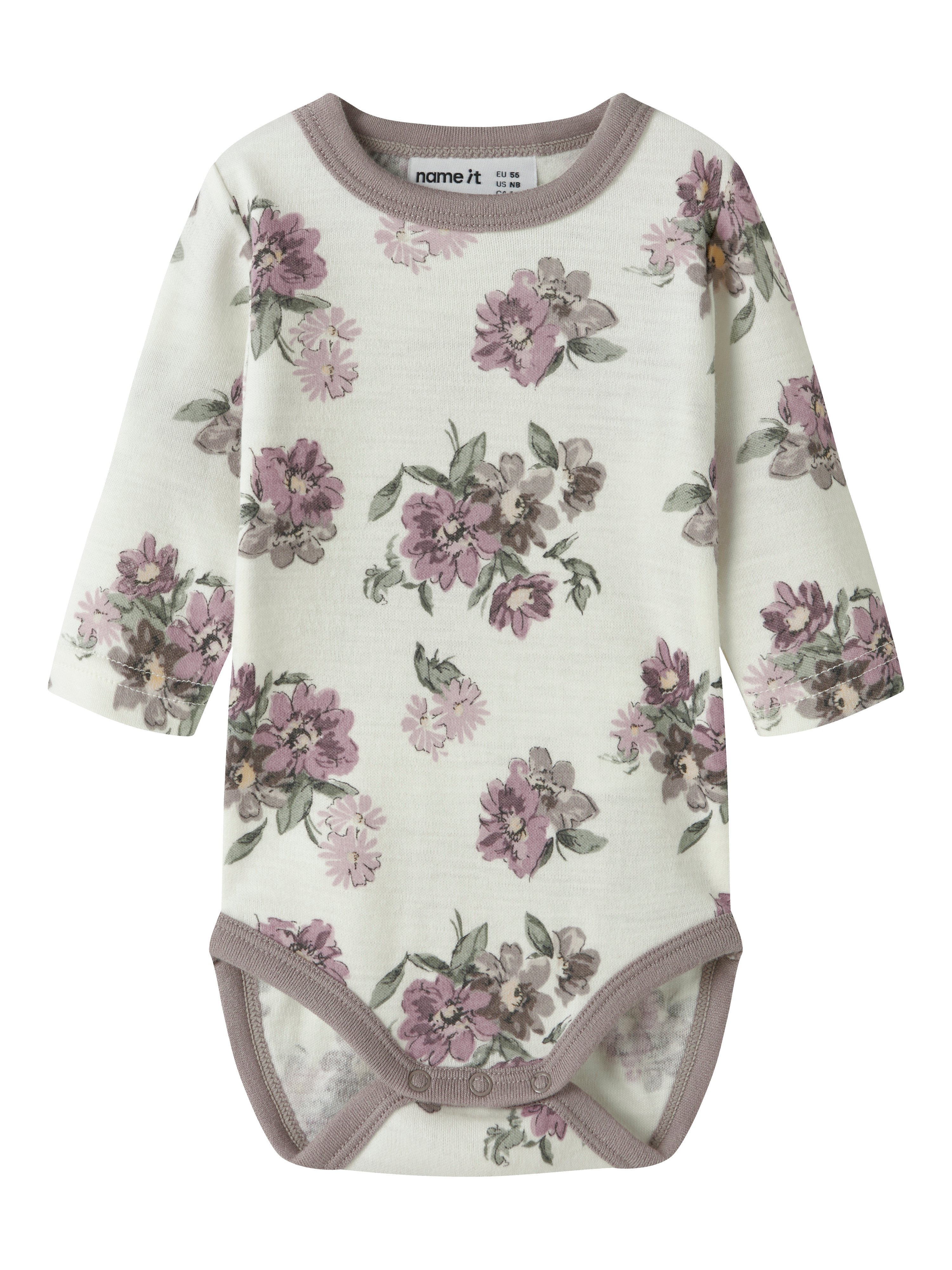 Babyens offwhite langermede body med lilla blomstertrykk, ribbestrikkede grå kanter og trykknapper.